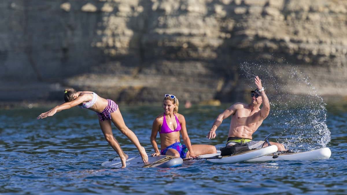 7 Reasons Why Stand Up Paddleboarding is Exploding in Popularity